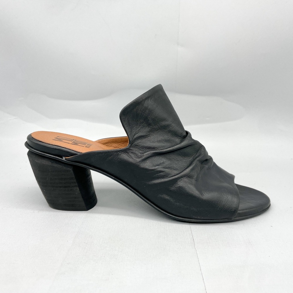 Miz Mooz Womens 42 10.5 Amber Black Leather Ruched Peep Toe Block Heel Mules